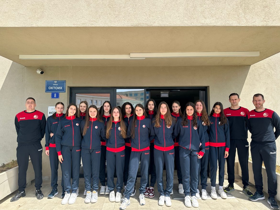 pionirska reprezentacija crne gore odbojkasice