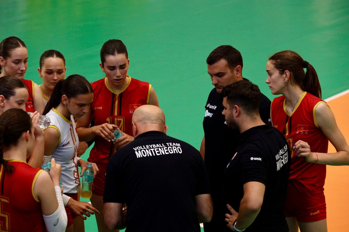 U18W bva serbia vs montenegro_12