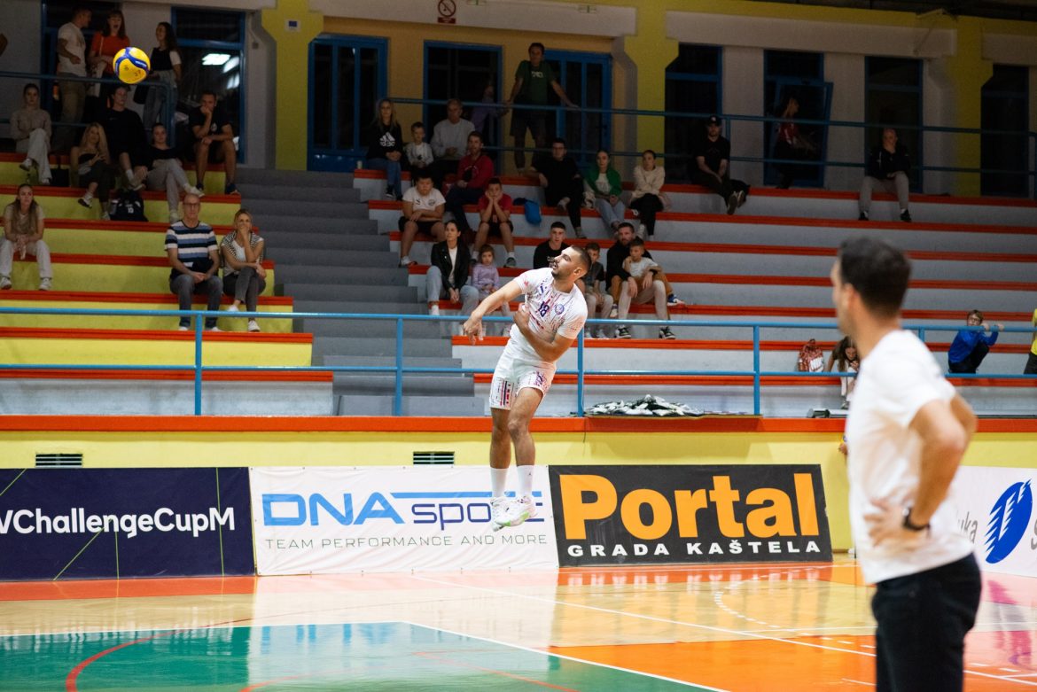 vukasin cimbaljevic ribola kastela hrvatska