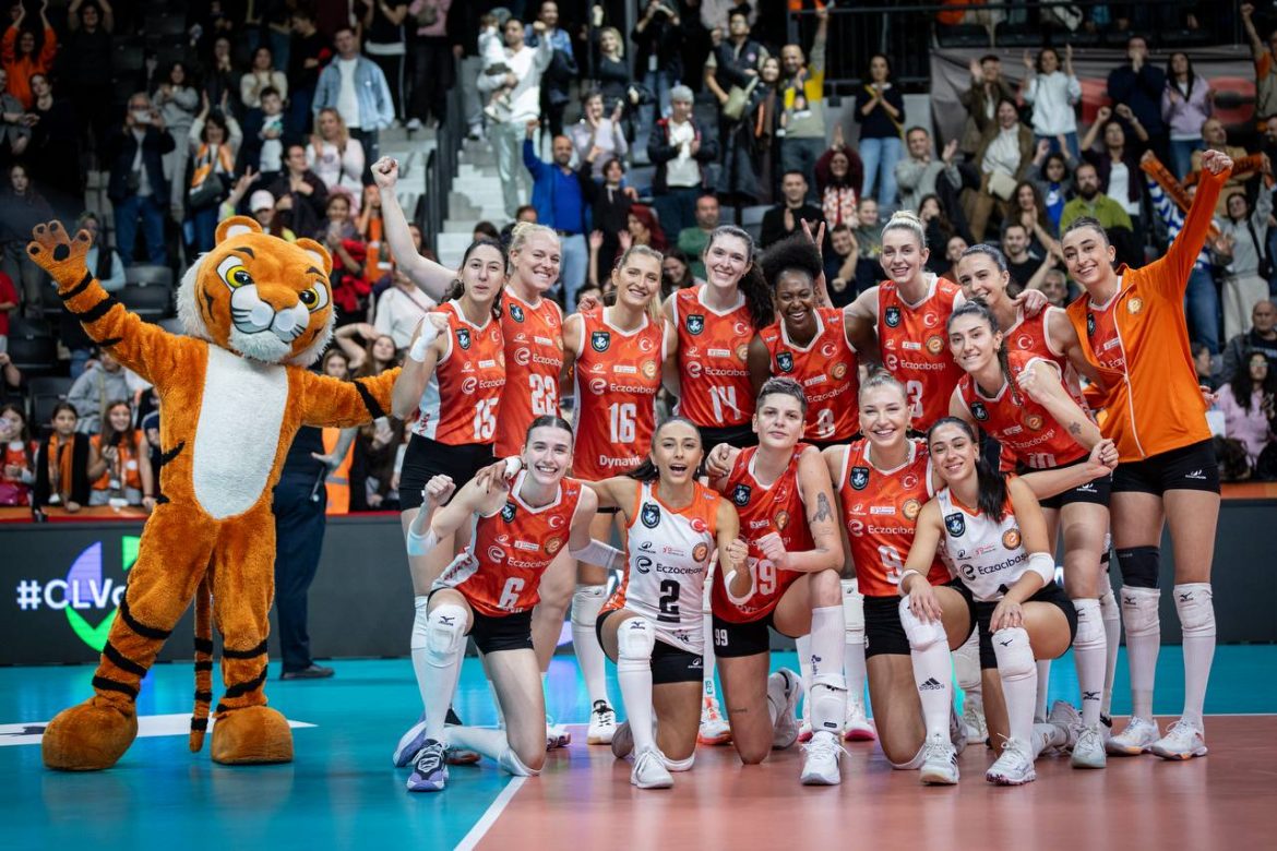 Odbojkašice Ezačibašija Foto: CEV