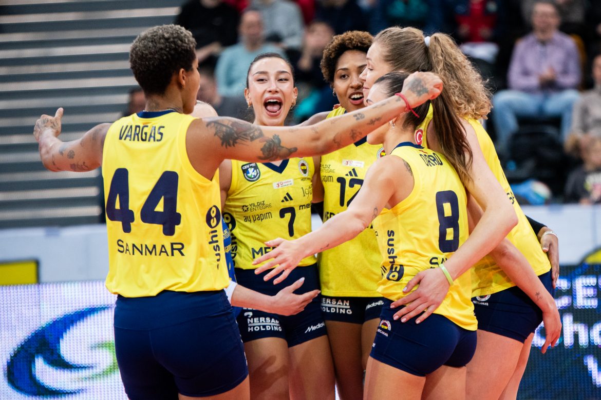 Ni krive ni dužne pišu istoriju: Odbojkašice Fenerbahčea Foto: CEV