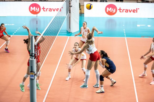 Crna Gora Bugarska U17 Balkansko prvenstvo odbojkasice (26)