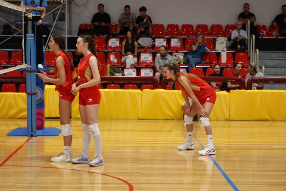 U16 Crna Gora Rumunija Balkansko prvenstvo odbojkašice (4)