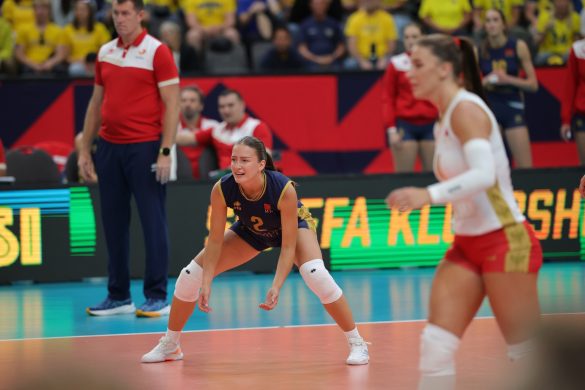 21 08 Crna Gora Svedska odbojkasice Tvrdisic Tijana